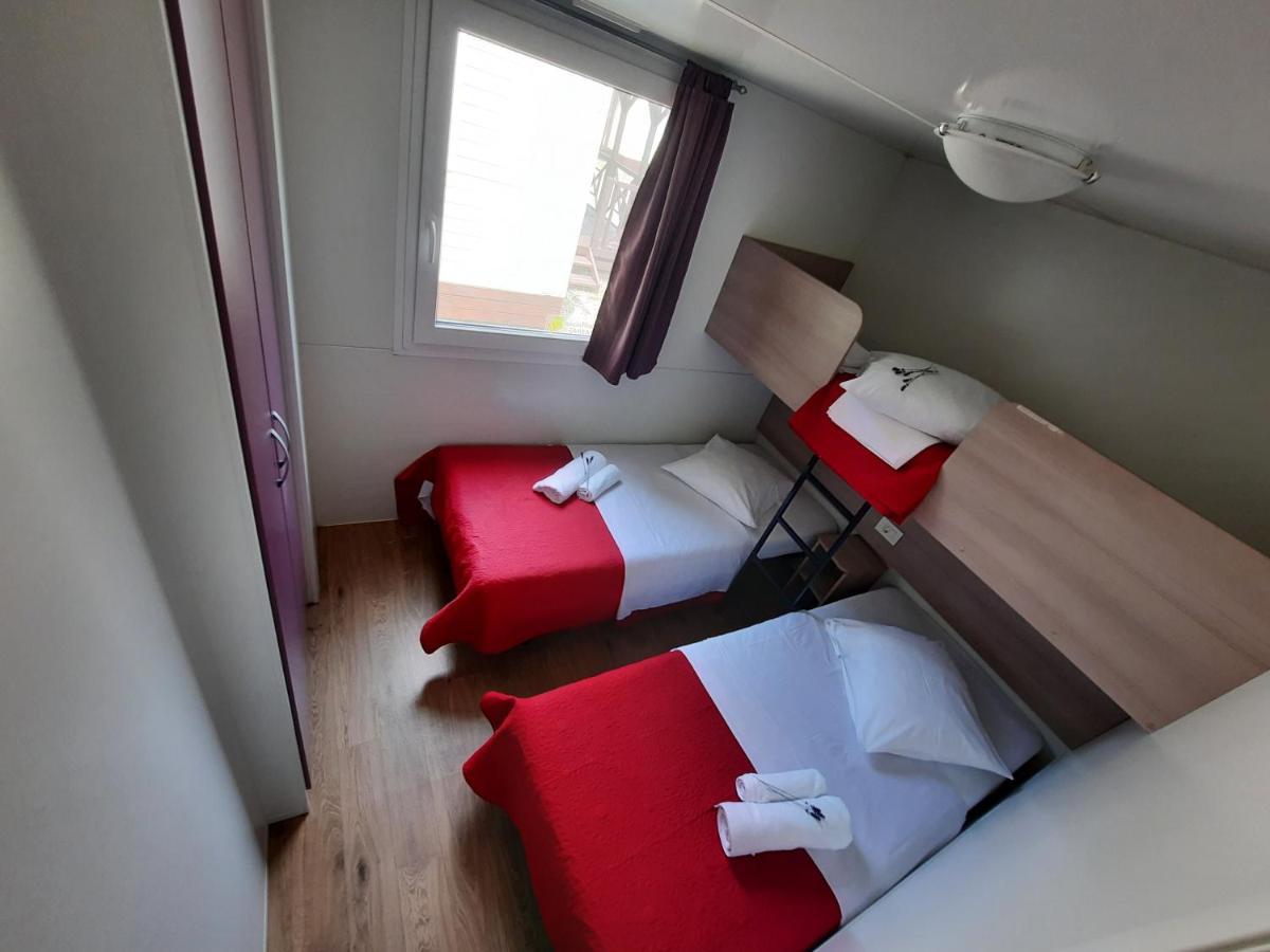 Kamp Rujno Hotel Starigrad Paklenica Eksteriør billede