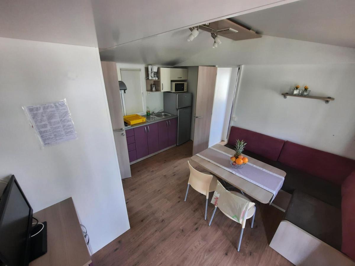 Kamp Rujno Hotel Starigrad Paklenica Eksteriør billede