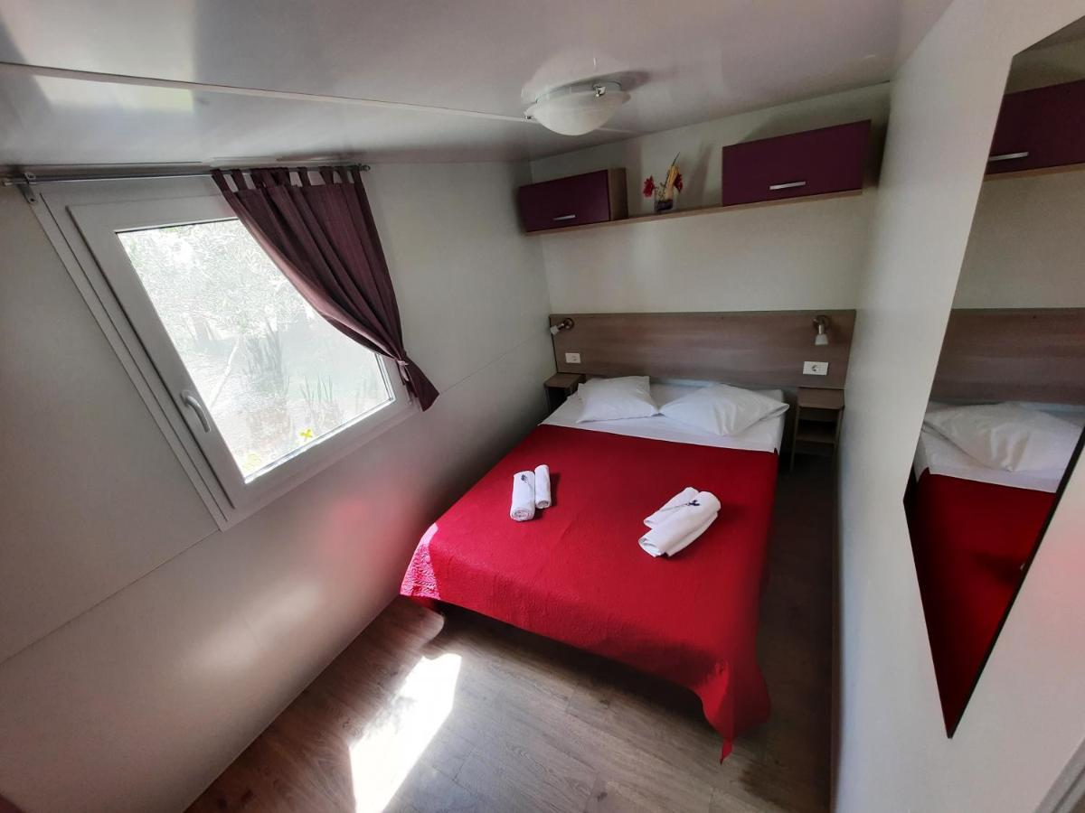 Kamp Rujno Hotel Starigrad Paklenica Eksteriør billede