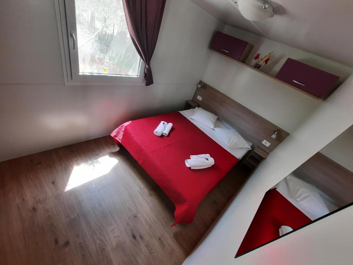 Kamp Rujno Hotel Starigrad Paklenica Eksteriør billede