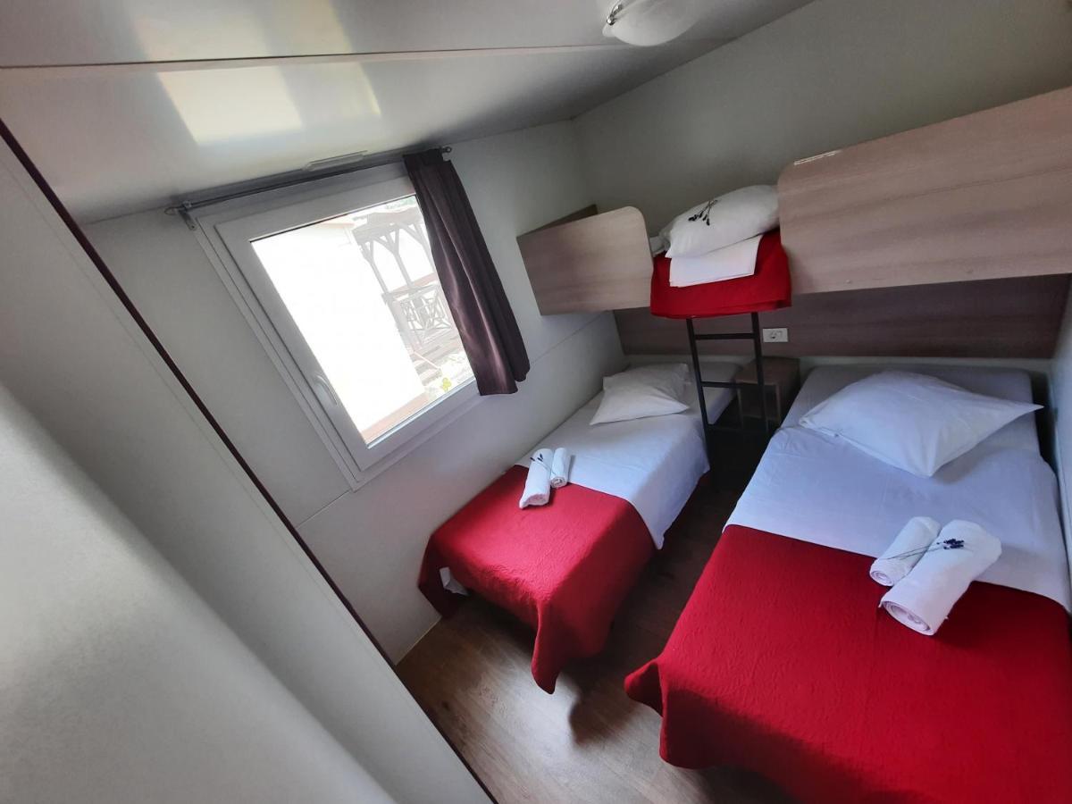 Kamp Rujno Hotel Starigrad Paklenica Eksteriør billede