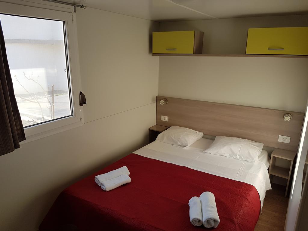 Kamp Rujno Hotel Starigrad Paklenica Eksteriør billede